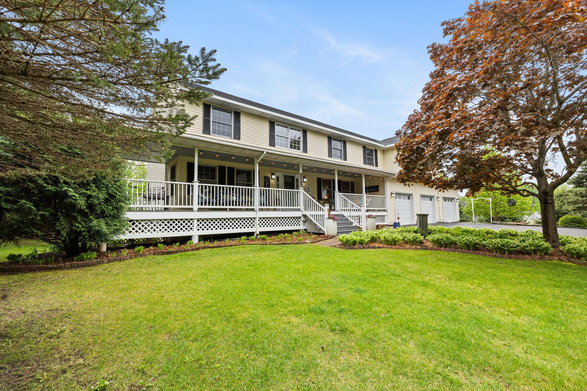 31789 Lakeway Drive NE Cambridge MN 55008