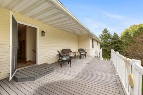 31789 Lakeway Drive NE Cambridge MN 55008