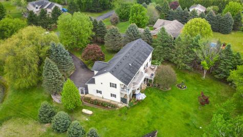 31789 Lakeway Drive NE Cambridge MN 55008