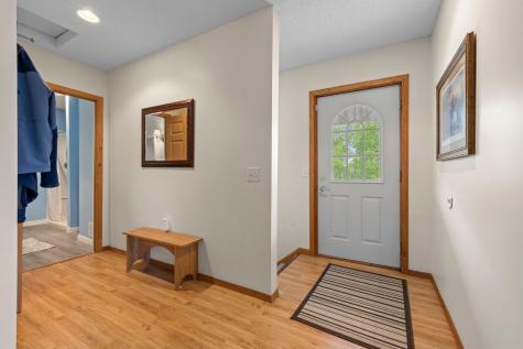31789 Lakeway Drive NE Cambridge MN 55008