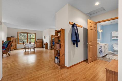 31789 Lakeway Drive NE Cambridge MN 55008