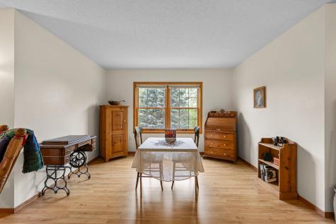 31789 Lakeway Drive NE Cambridge MN 55008