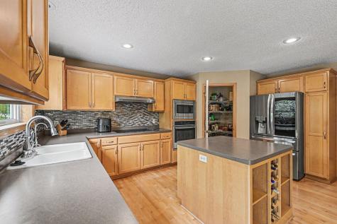 4517 Alicia Drive Inver Grove Heights MN 55077
