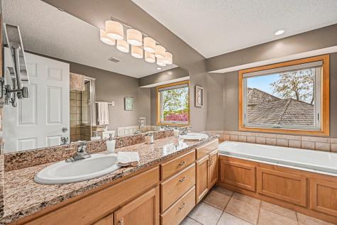 4517 Alicia Drive Inver Grove Heights MN 55077