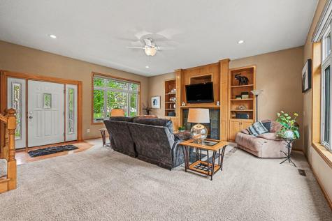 4517 Alicia Drive Inver Grove Heights MN 55077