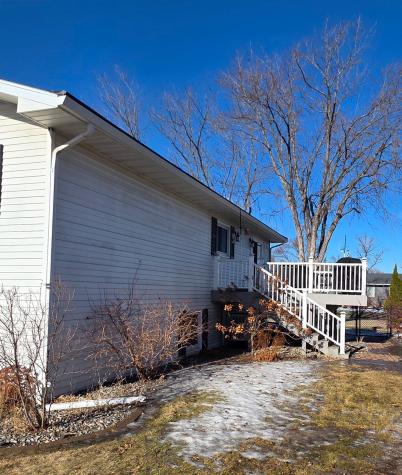 925 Riverview Drive Valley City ND 58072