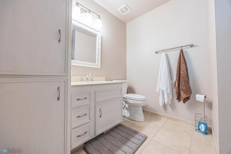 204 Oxbow Circle Oxbow ND 58047