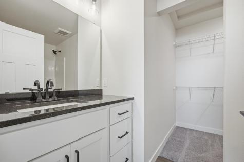6264 86th Avenue S Horace ND 58047