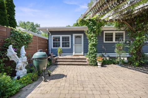 1028 13th Street E Glencoe MN 55336