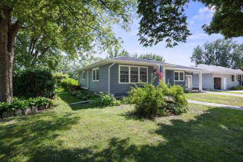 1028 13th Street E Glencoe MN 55336