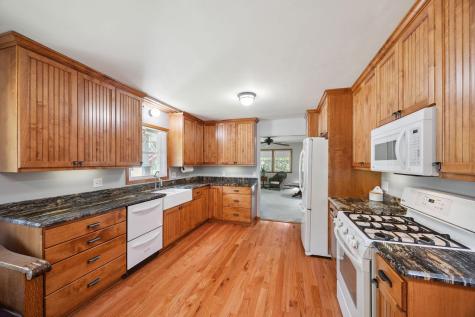 1028 13th Street E Glencoe MN 55336