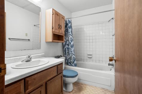3301 Cherry Lane N Fargo ND 58102