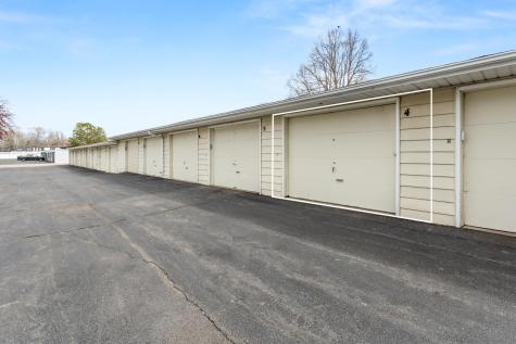 3301 Cherry Lane N Fargo ND 58102