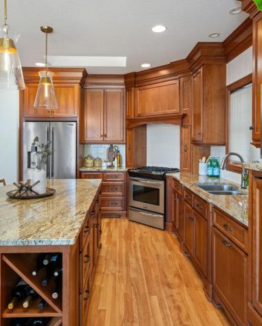 208 E Lake Street Waconia MN 55387