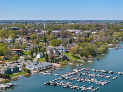208 E Lake Street Waconia MN 55387