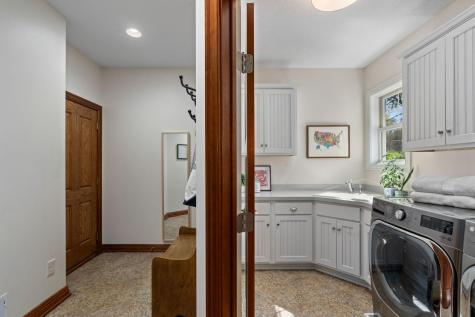 208 E Lake Street Waconia MN 55387