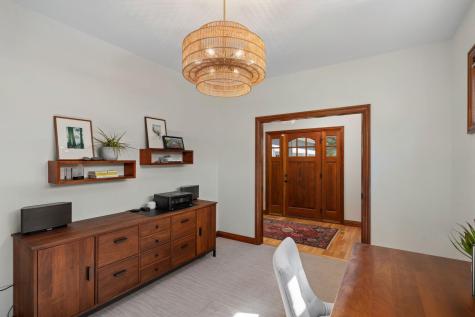 208 E Lake Street Waconia MN 55387
