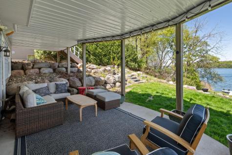 208 E Lake Street Waconia MN 55387