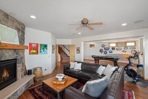 208 E Lake Street Waconia MN 55387