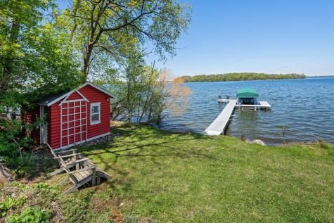 208 E Lake Street Waconia MN 55387