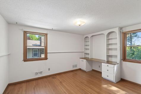2431 Francis Street South Saint Paul MN 55075