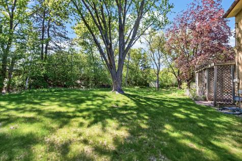2431 Francis Street South Saint Paul MN 55075