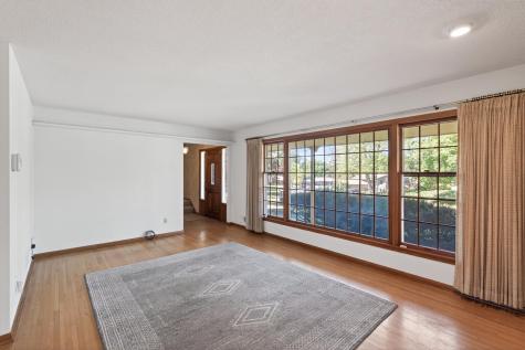 2431 Francis Street South Saint Paul MN 55075