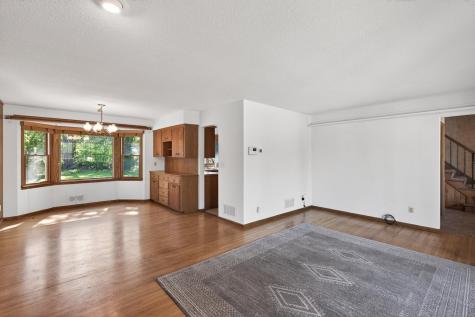 2431 Francis Street South Saint Paul MN 55075
