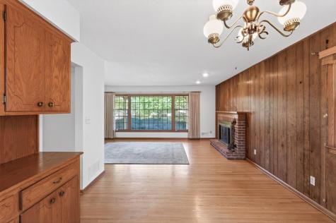 2431 Francis Street South Saint Paul MN 55075