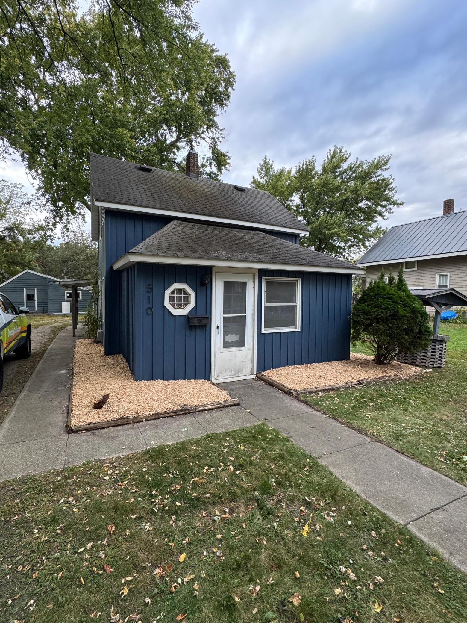 510 Monroe Street SE Hutchinson MN 55350