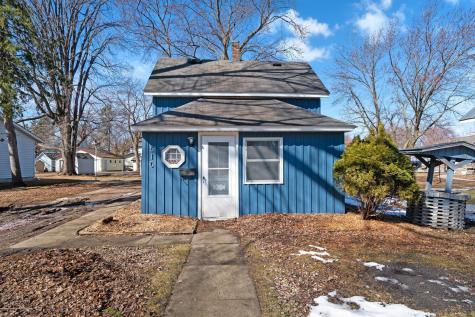 510 Monroe Street SE Hutchinson MN 55350