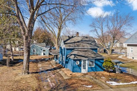 510 Monroe Street SE Hutchinson MN 55350
