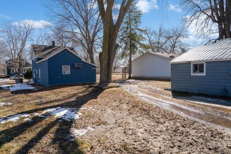 510 Monroe Street SE Hutchinson MN 55350
