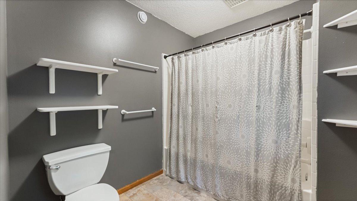 151 Bluffs Road NW Alexandria MN 56308