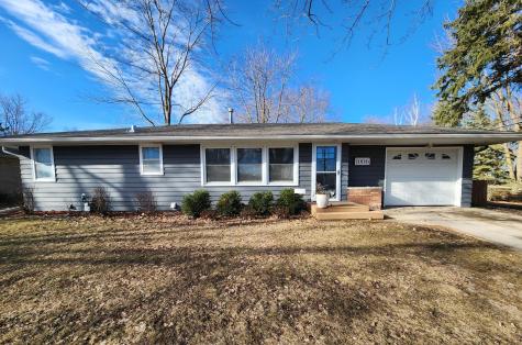1006 Maplehill Drive Albert Lea MN 56007