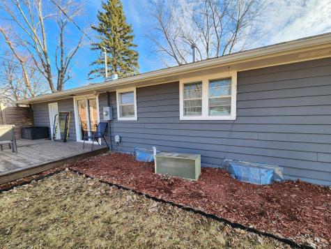 1006 Maplehill Drive Albert Lea MN 56007