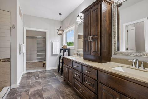 1984 Annika Drive N Lake Elmo MN 55042