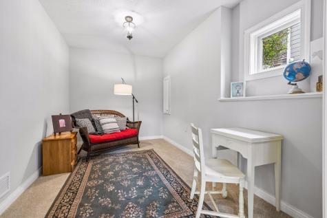 1984 Annika Drive N Lake Elmo MN 55042