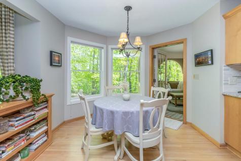 472 Vadnais Lake Drive Vadnais Heights MN 55127