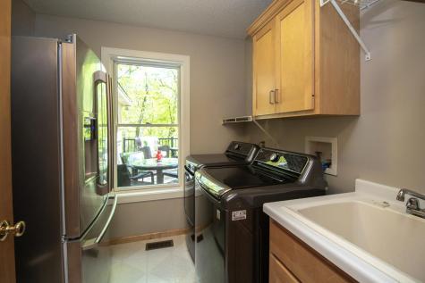 472 Vadnais Lake Drive Vadnais Heights MN 55127