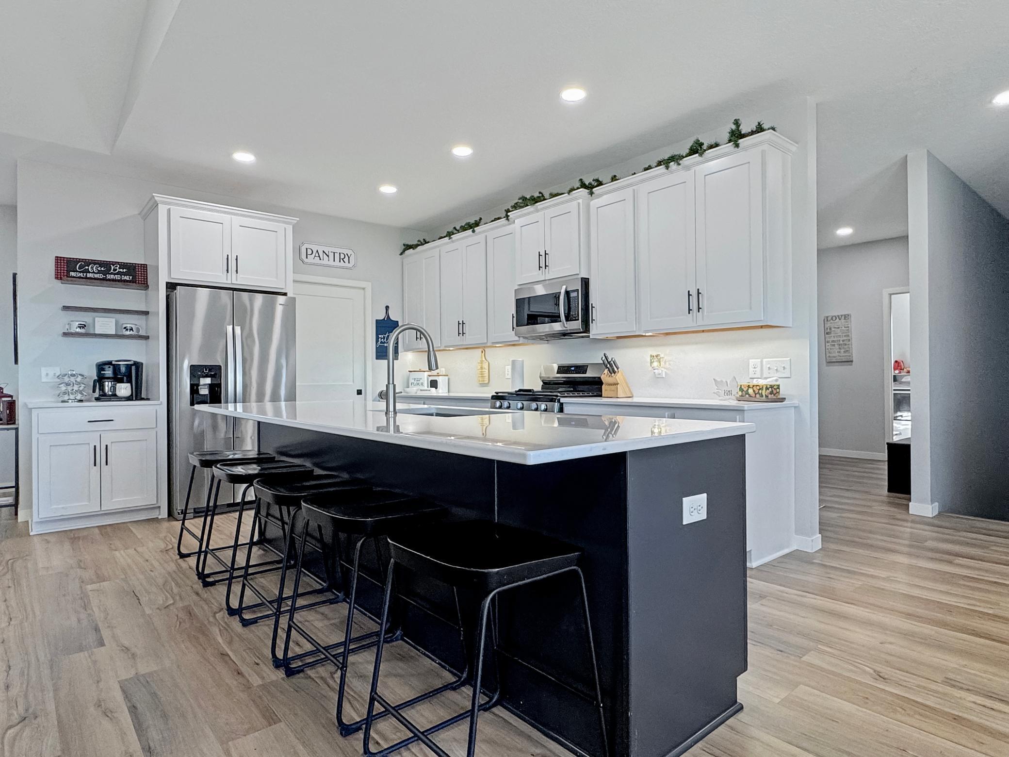 3010 Eastbay Avenue Balaton MN 56115