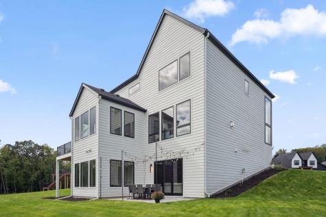 705 Ensconced Way Chaska MN 55318