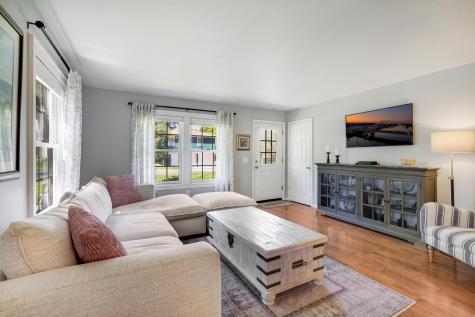 6258 Orleans Lane N Maple Grove MN 55369