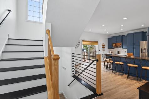 4372 Victor Path Hugo MN 55038