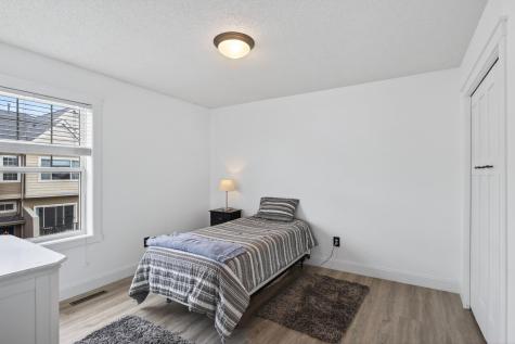 4372 Victor Path Hugo MN 55038