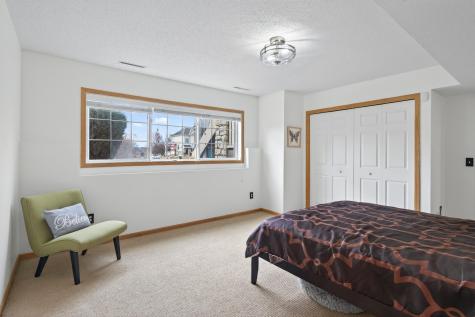 4372 Victor Path Hugo MN 55038