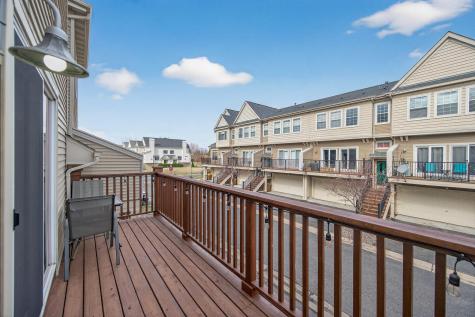 4372 Victor Path Hugo MN 55038