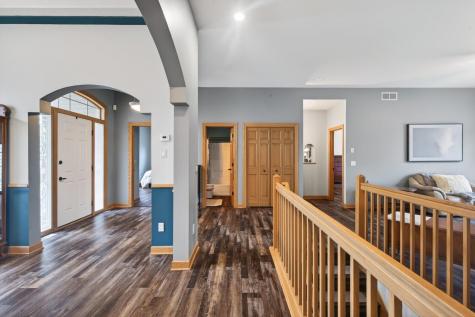 11312 Kenworth Lane Lakeville MN 55044