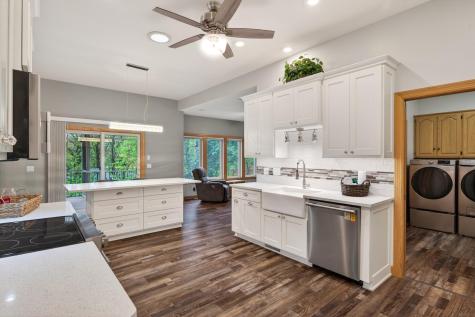 11312 Kenworth Lane Lakeville MN 55044