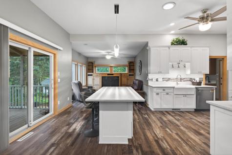 11312 Kenworth Lane Lakeville MN 55044